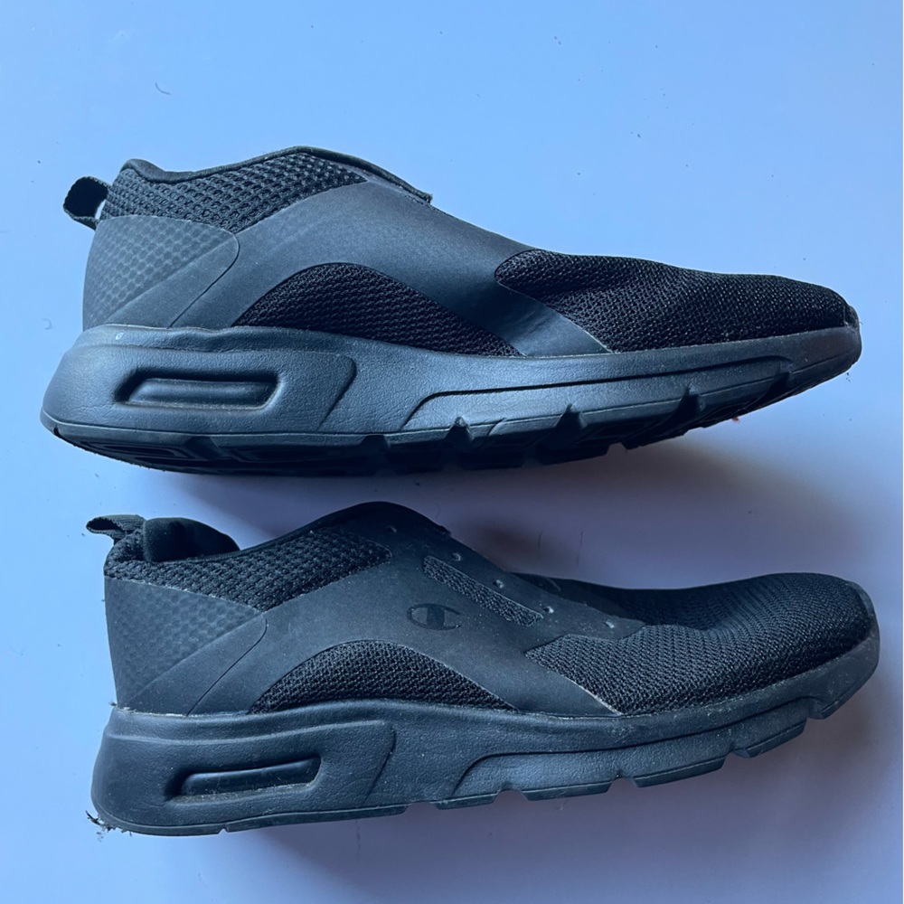 Champion Black Mesh Sneakers for boy or girl – Size 13.5 – Style #179968